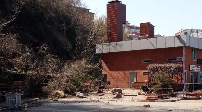 ZONGULDAK TERMİNALİ 3. HEYELANIN ARDINDA KAPATILDI..