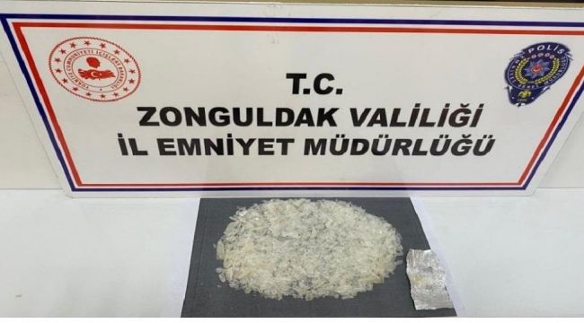  Ölümcül etkiye sahip uyuşturucu ele geçirildi: 2 tutuklu