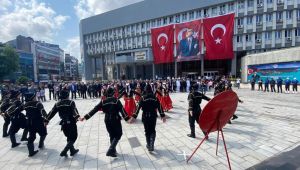 - Zonguldak'ın kurtuluş günü törenle kutlandı