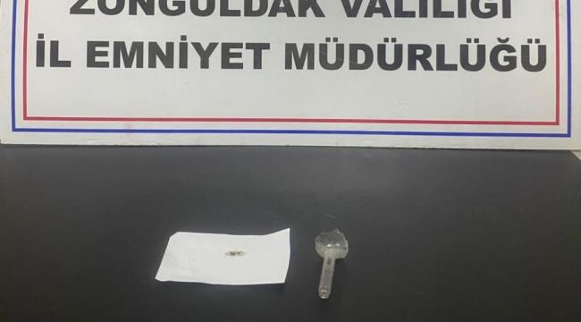 - Polisin uygulamasında uyuşturucu ile yakalandılar