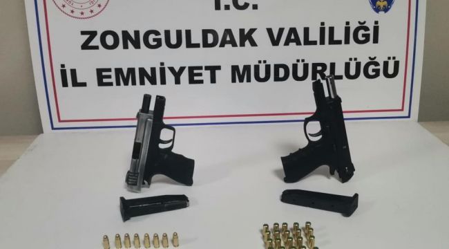 - Polis ekipleri ruhsatsız tabanca ele geçirdi