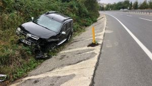  Yağmurda ıslanan yol kazaya neden oldu