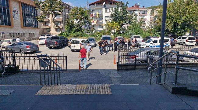 - EREĞLİ'DE OPERASYON 5'İ TUTUKLANDI