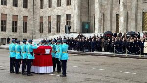 Ömer Barutçu son yolculuğuna uğurlandı