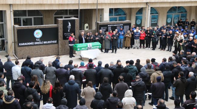 BELEDİYE İŞÇİSİ KARANFİL, SON YOLCULUĞUNA UĞRLANDI